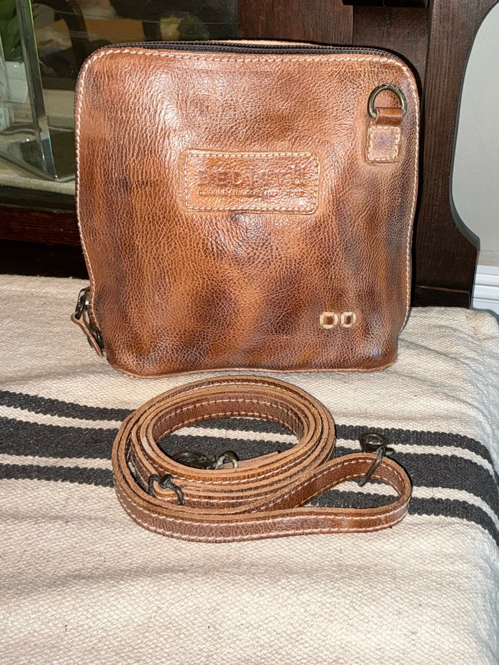 NWOT Bed Stu Leather Ventura Crossbody Clutch Bag Tan Rustic Mason Retail $155